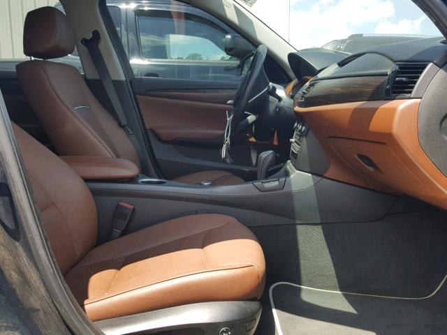 WBAVM5C50DVL63726 - 2013 BMW X1 XDRIVE3 BLUE photo 5