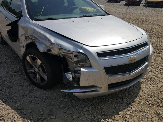 1G1ZC5E01CF385129 - 2012 CHEVROLET MALIBU 1LT SILVER photo 9