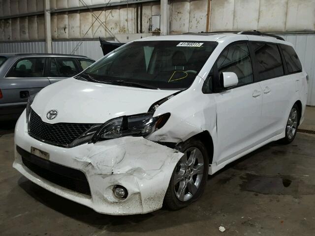 5TDXK3DC3CS267570 - 2012 TOYOTA SIENNA SPO WHITE photo 2