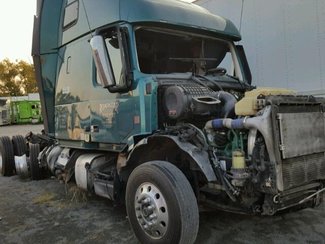 4V4NC9EHXGN959228 - 2016 VOLVO VN VNL GREEN photo 9