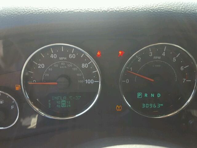 1C4BJWDG7GL216954 - 2016 JEEP WRANGLER U BLACK photo 8