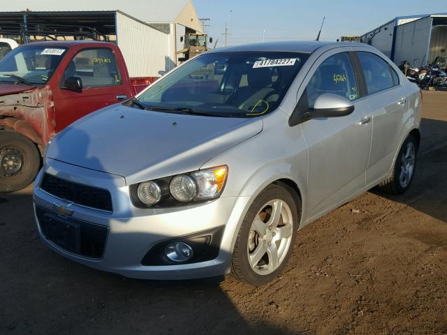 1G1JE5SH6C4133082 - 2012 CHEVROLET SONIC LTZ SILVER photo 2