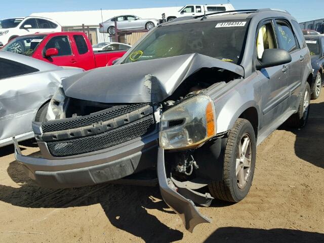 2CNDL73F056147849 - 2005 CHEVROLET EQUINOX SILVER photo 2