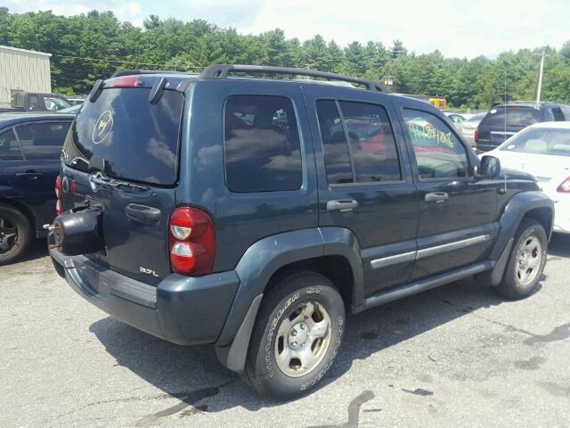 1J4GL38K15W642822 - 2005 JEEP LIBERTY RE BLUE photo 4