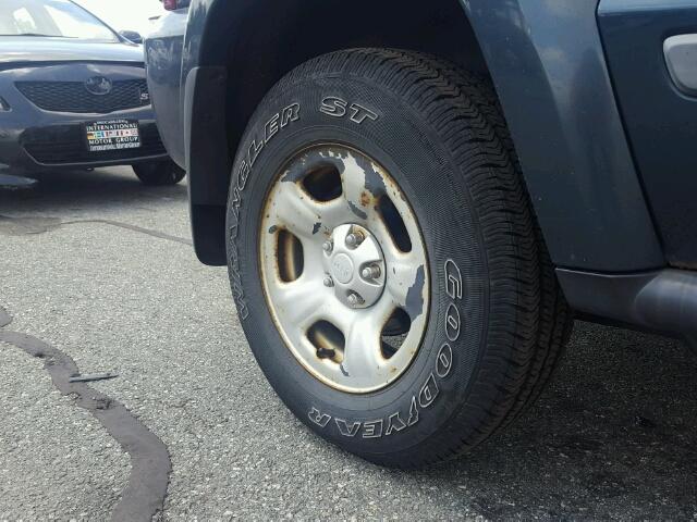 1J4GL38K15W642822 - 2005 JEEP LIBERTY RE BLUE photo 9