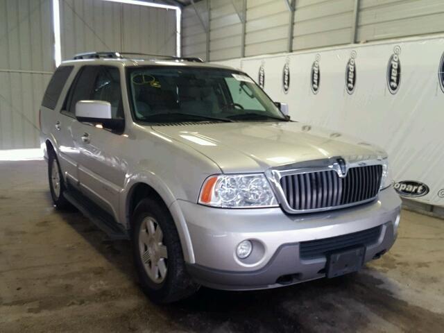 5LMFU28R84LJ24737 - 2004 LINCOLN NAVIGATOR ვერცხლისფერი ფოტო 1