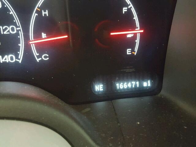 5LMFU28R84LJ24737 - 2004 LINCOLN NAVIGATOR ვერცხლისფერი ფოტო 8