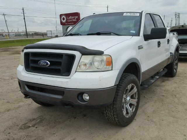 1FTPW04596KD58827 - 2006 FORD F150 WHITE photo 2