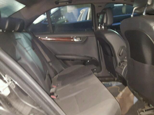 WDDGF5EB6AR092867 - 2010 MERCEDES-BENZ C 300 黑色 照片 6