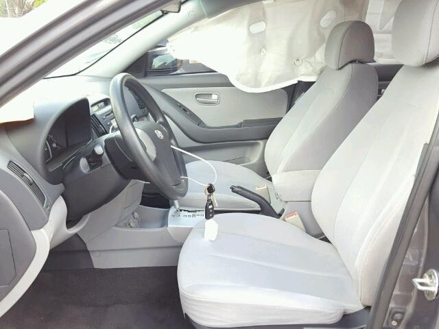 KMHDU46D18U449906 - 2008 HYUNDAI ELANTRA GL GRAY photo 5