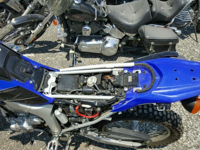 JYADG21E99A002884 - 2009 YAMAHA WR250 R TWO TONE photo 6