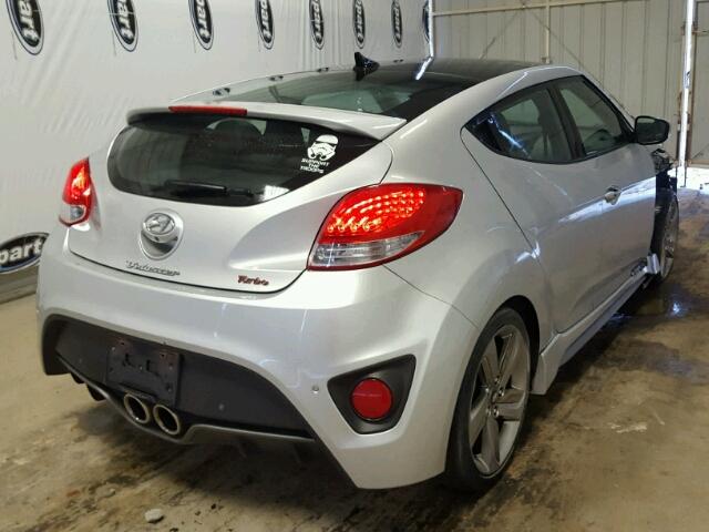 KMHTC6AE1FU222352 - 2015 HYUNDAI VELOSTER T SILVER photo 4