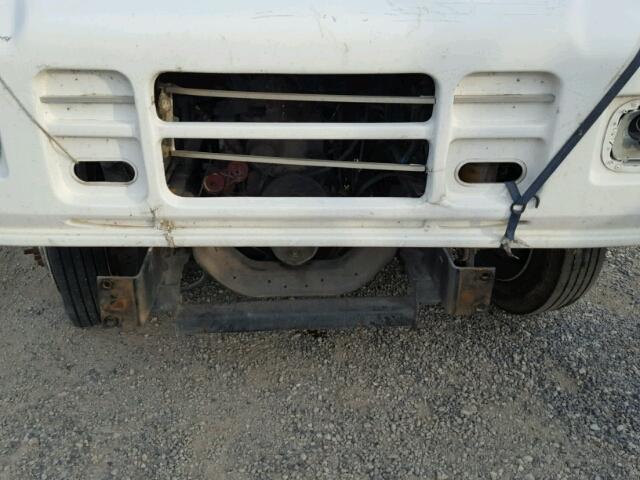 4UZAARBW55CU66998 - 2005 FREIGHTLINER CHASSIS M WHITE photo 7