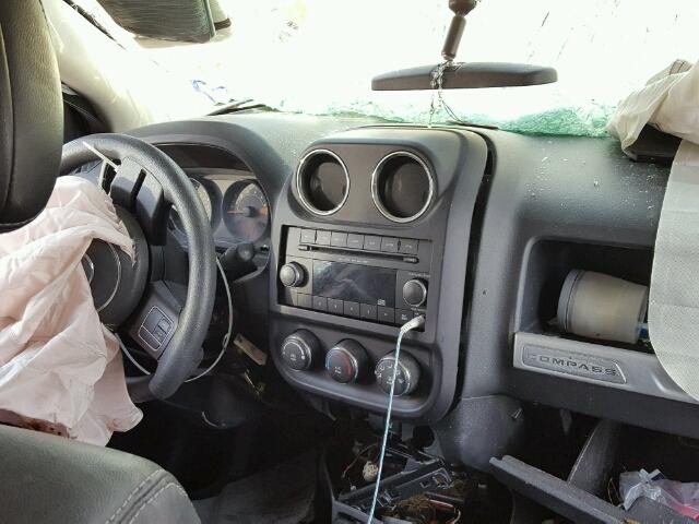 1C4NJCBAXED886967 - 2014 JEEP COMPASS SP 白色 照片 9