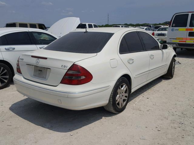 WDBUF26J86A977836 - 2006 MERCEDES-BENZ E 320 CDI WHITE photo 4