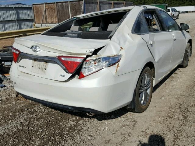 4T1BF1FK3FU474592 - 2015 TOYOTA CAMRY WHITE photo 4