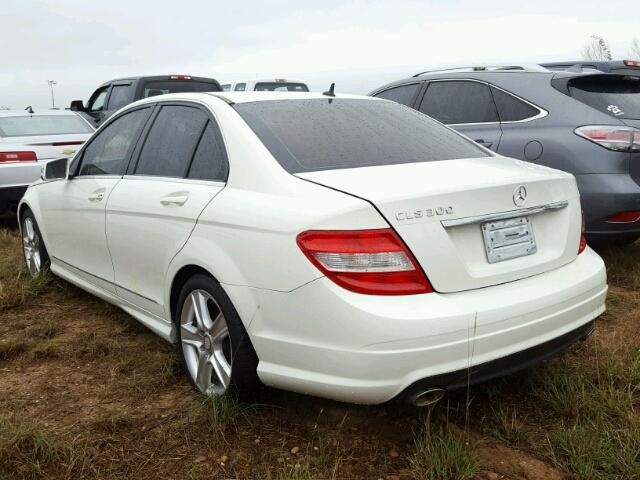 WDDGF5EB1BR168559 - 2011 MERCEDES-BENZ C WHITE photo 3