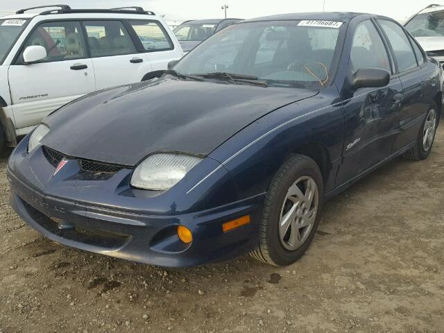 1G2JB524527406818 - 2002 PONTIAC SUNFIRE SE BLUE photo 2