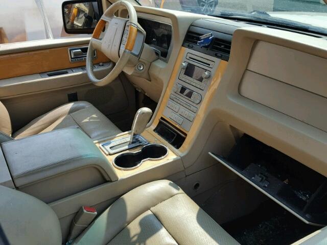 5LMFU28557LJ24860 - 2007 LINCOLN NAVIGATOR GOLD photo 5