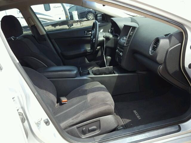 1N4AA5AP8CC826436 - 2012 NISSAN MAXIMA SILVER photo 5