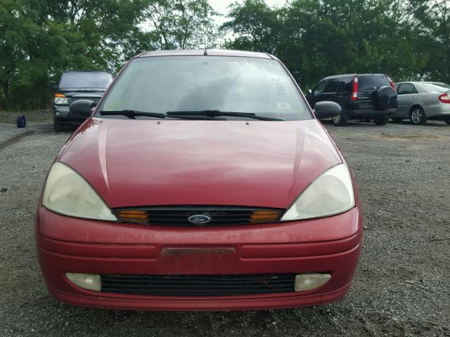3FAFP37342R235016 - 2002 FORD FOCUS ZX5 RED photo 9
