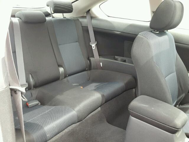 JTKDE177X60085801 - 2006 TOYOTA SCION TC 灰色 照片 6