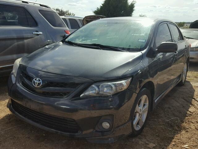 2T1BU4EE0BC681505 - 2011 TOYOTA COROLLA BLACK photo 2