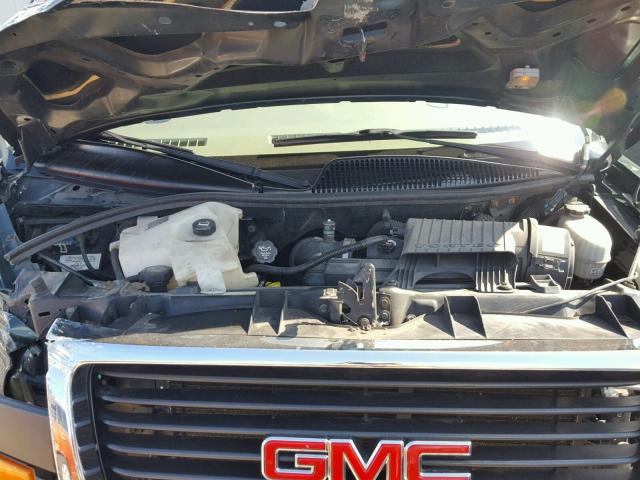 1GDFG15T641153461 - 2004 GMC SAVANA RV GREEN photo 7