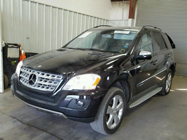 4JGBB86E79A456469 - 2009 MERCEDES-BENZ ML 350 BLACK photo 2