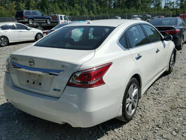 1N4AL3AP8DC295237 - 2013 NISSAN ALTIMA 2.5 WHITE photo 4