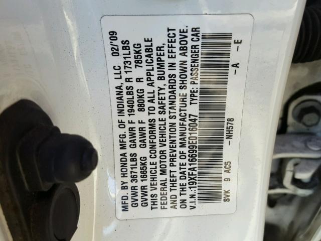 19XFA16699E016047 - 2009 HONDA CIVIC WHITE photo 10