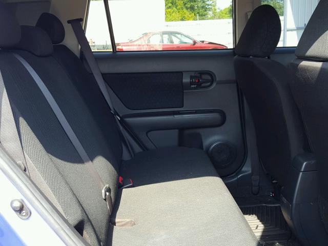 JTLZE4FE3A1111922 - 2010 TOYOTA SCION XB Blau Foto 6