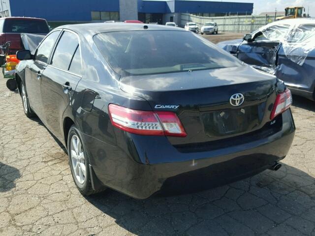 4T1BF3EK8BU225907 - 2011 TOYOTA CAMRY BLACK photo 3