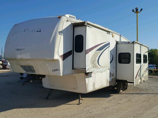 4YDF295208M730818 - 2008 KEYSTONE MONTANA WHITE photo 2