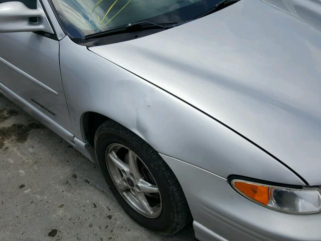 1G2WR52172F154860 - 2002 PONTIAC GRAND PRIX SILVER photo 9