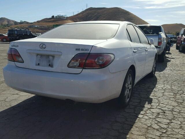 JTHBF30G425023419 - 2002 LEXUS ES WHITE photo 4