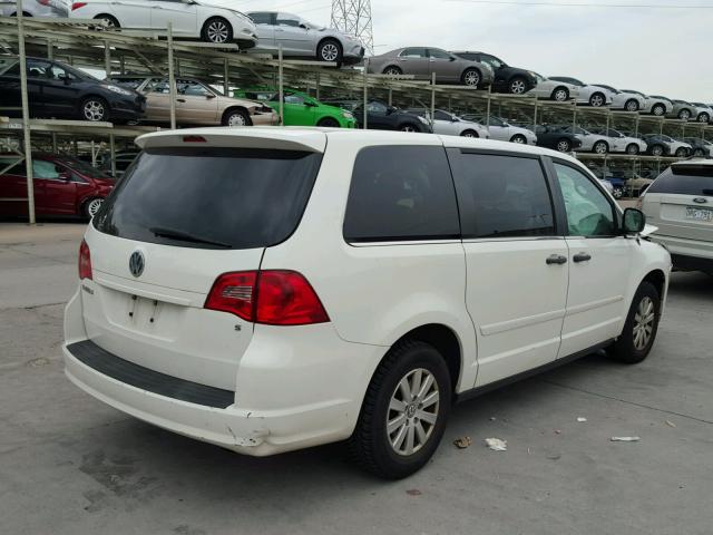2V8HW44159R599562 - 2009 VOLKSWAGEN ROUTAN S WHITE photo 4