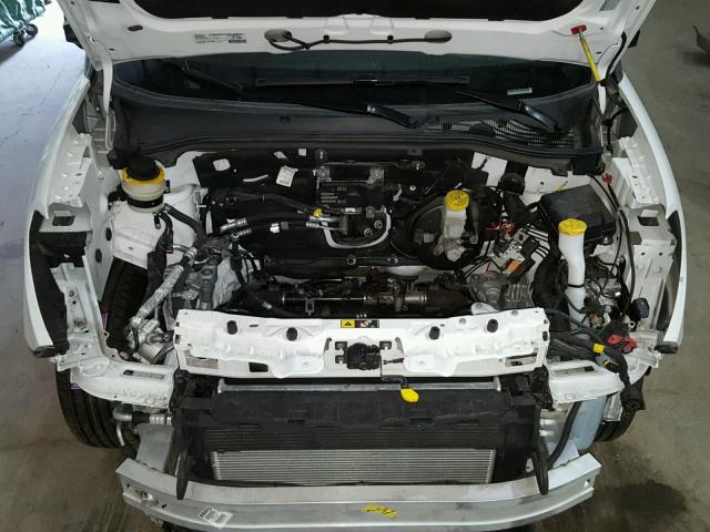 ZFBERFAB7H6F87696 - 2017 RAM PROMASTER 白色 照片 7