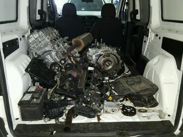 ZFBERFAB7H6F87696 - 2017 RAM PROMASTER 白色 照片 9