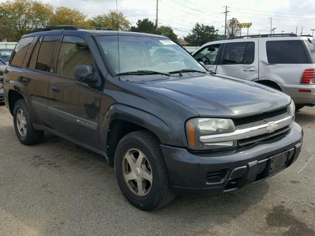 1GNDT13S942233209 - 2004 CHEVROLET TRAILBLAZE SILVER photo 1