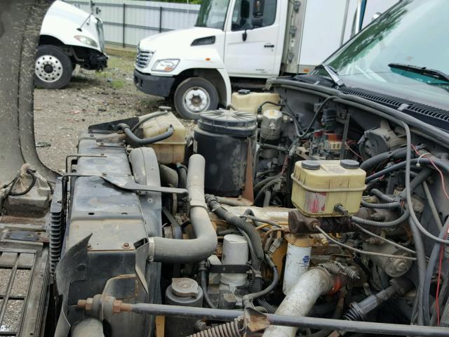 1GBJ6H1C0XJ103616 - 1999 CHEVROLET C-SERIES C BLACK photo 7