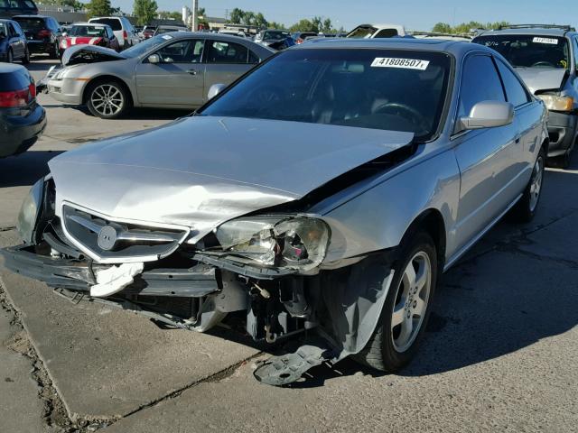 19UYA42413A002251 - 2003 ACURA 3.2CL SILVER photo 2