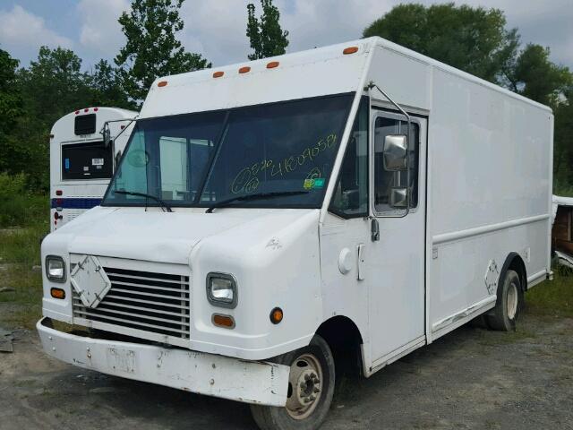 1FCLE49LX9DA89181 - 2009 FORD ECONO E250 WHITE photo 2