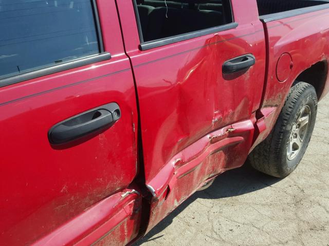 1D7HW48NX5S231434 - 2005 DODGE DAKOTA QUA RED photo 9