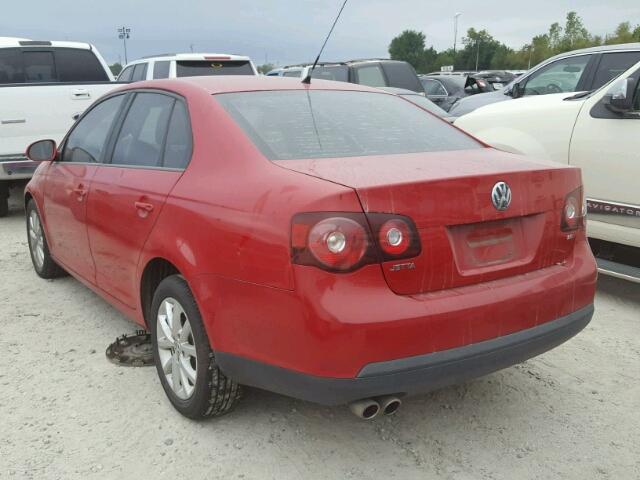 3VWAX7AJ8AM152099 - 2010 VOLKSWAGEN JETTA RED photo 3