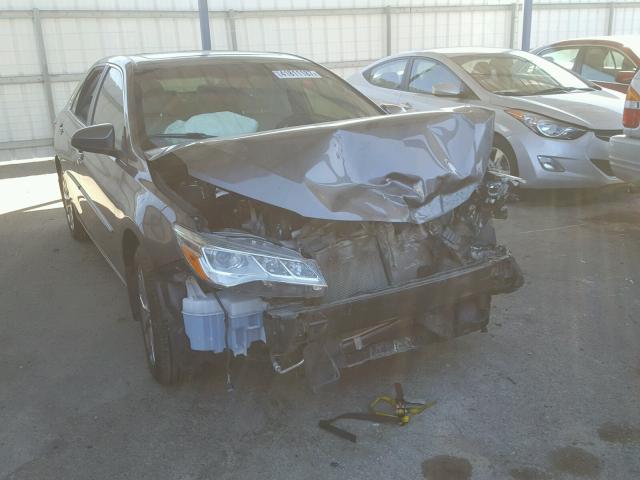 4T1BK1FK5FU561132 - 2015 TOYOTA CAMRY XSE GRAY photo 1