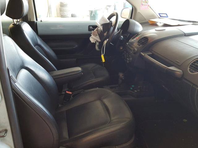 3VWPG3AG6AM035497 - 2010 VOLKSWAGEN NEW BEETLE TURQUOISE photo 5