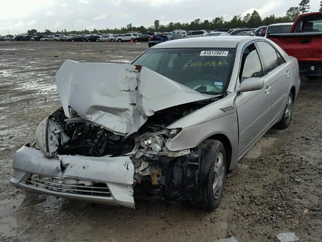 4T1BE32K66U738523 - 2006 TOYOTA CAMRY LE SILVER photo 2
