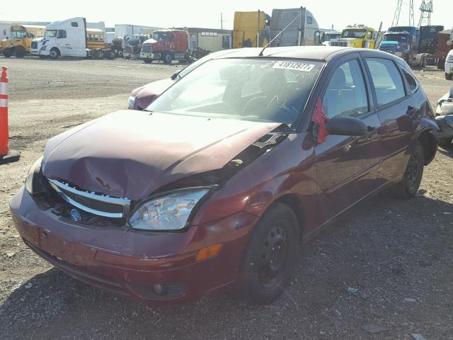 1FAHP37N86W254701 - 2006 FORD FOCUS BURGUNDY photo 2