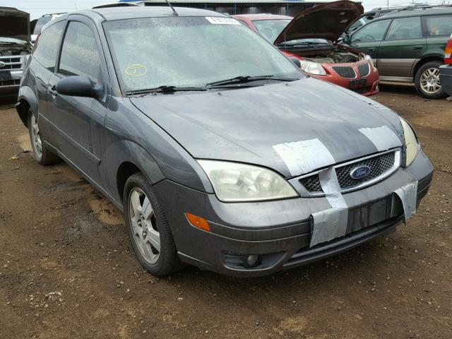 3FAFP31N85R157290 - 2005 FORD FOCUS ZX3 SILVER photo 1